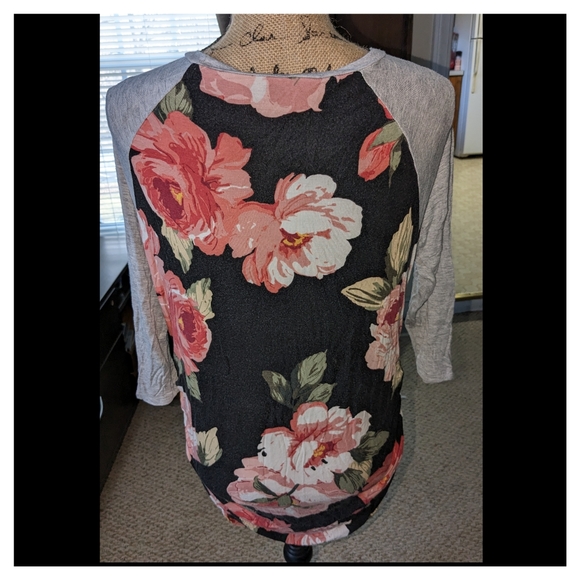 Le Clef floral top size XL - Picture 2 of 5